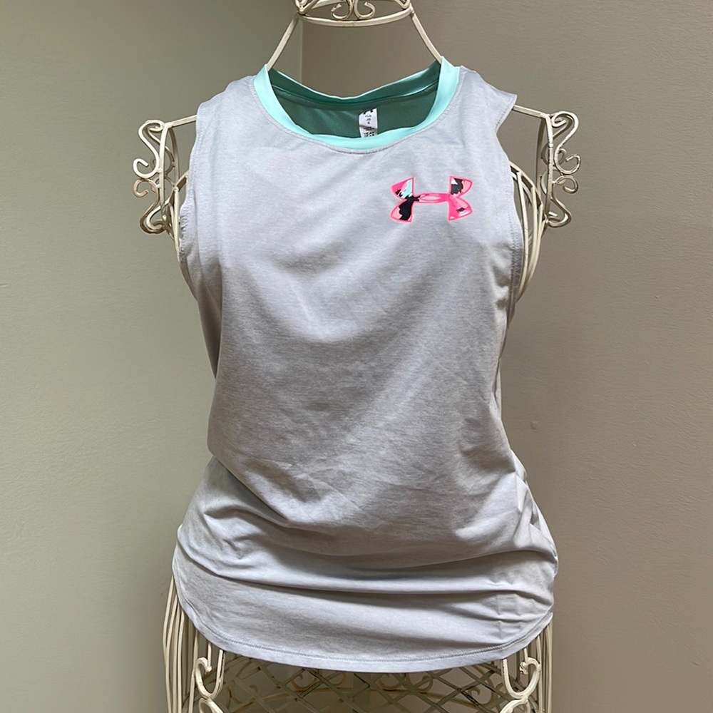 EUC Girls Under Armour Active Sleeveless Top